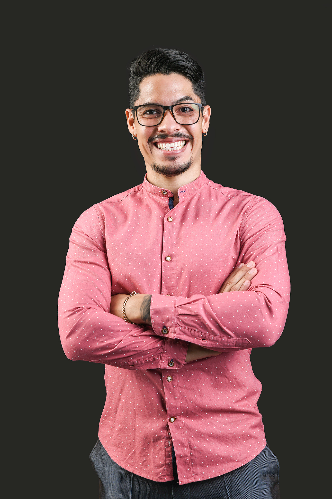 Christopher Campos, Fundador